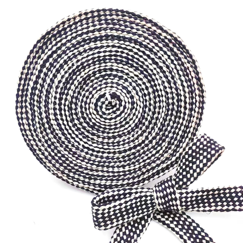 Coiffure 100% de chanvre Noir et blanc Corde tressée Plaine Durable Plate Corde de chanvre Pour chaussure