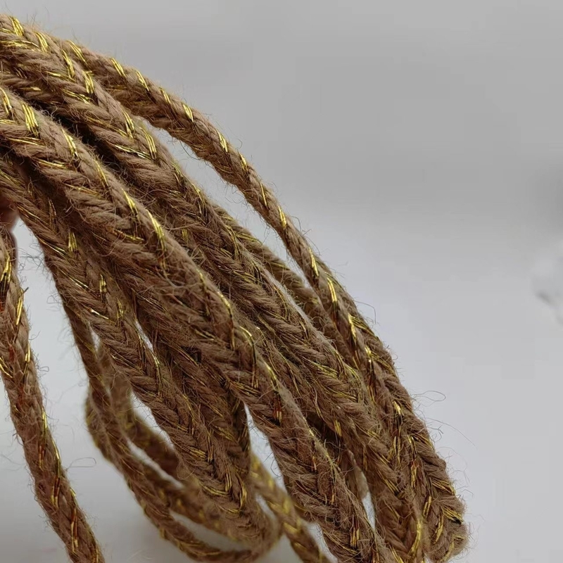 Matériaux écologiques Largeur personnalisée Tresses et feuilles de jute doré.