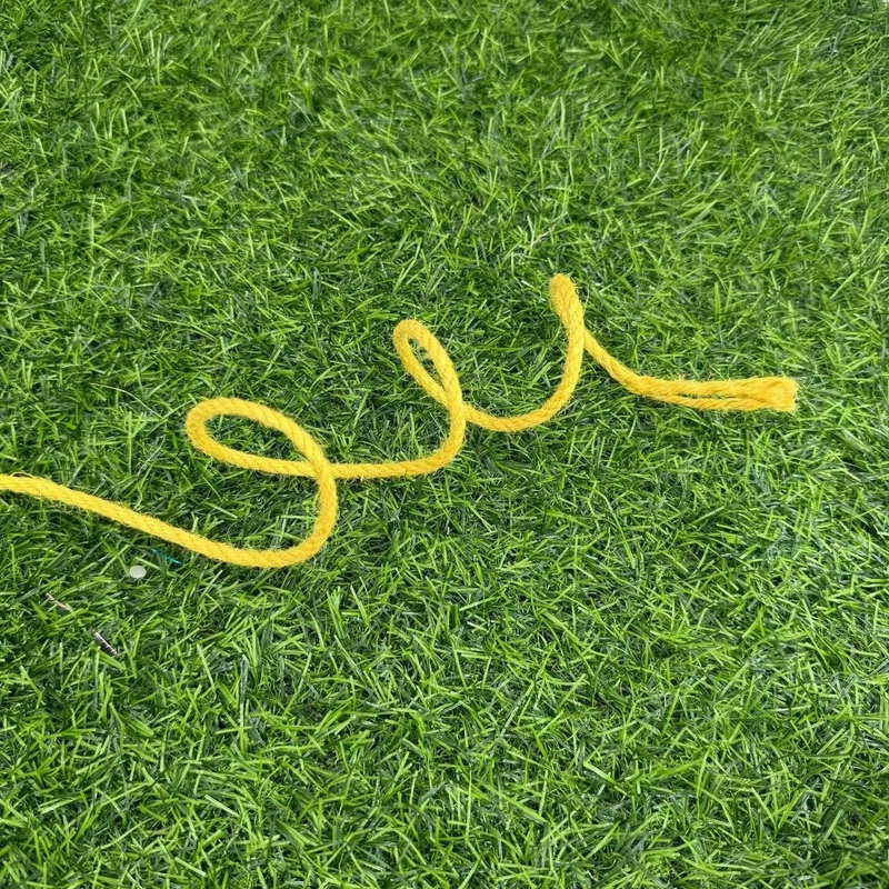 Couleur personnalisée Corde en fibres de jute fortement tordu pour les besoins personnalisés